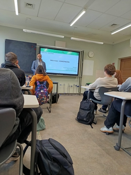 Izzinām ilgstspējīgas karjeras iespējas