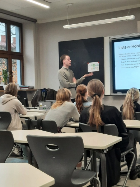 Izzinām ilgstspējīgas karjeras iespējas