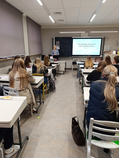 Izzinām ilgstspējīgas karjeras iespējas