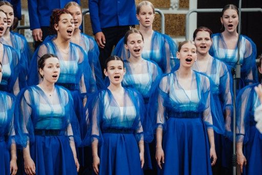 XIII Latvijas Skolu jaunatnes dziesmu un deju svētku koru konkursa fināls. Jauktajam korim SKALI - ZELTA diploms. APSVEICAM!