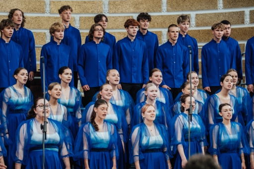 XIII Latvijas Skolu jaunatnes dziesmu un deju svētku koru konkursa fināls. Jauktajam korim SKALI - ZELTA diploms. APSVEICAM!