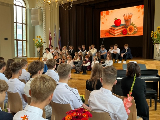 Zinību diena