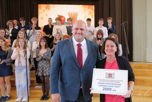 Zinību diena