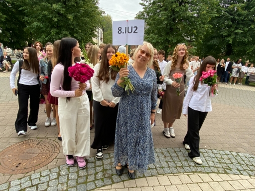 Zinību diena