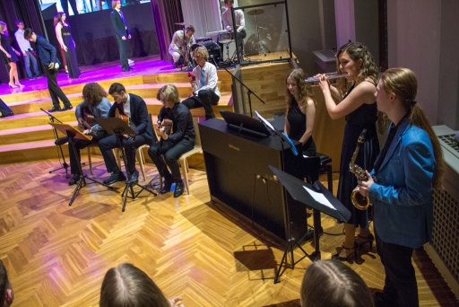 Žetonu vakars 12. kla&scaron;u skolēniem