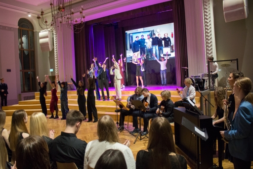 Žetonu vakars 12. kla&scaron;u skolēniem