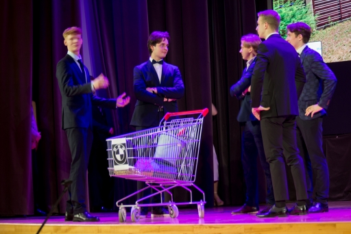 Žetonu vakars 12. kla&scaron;u skolēniem