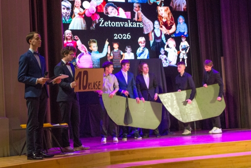 Žetonu vakars 12. kla&scaron;u skolēniem