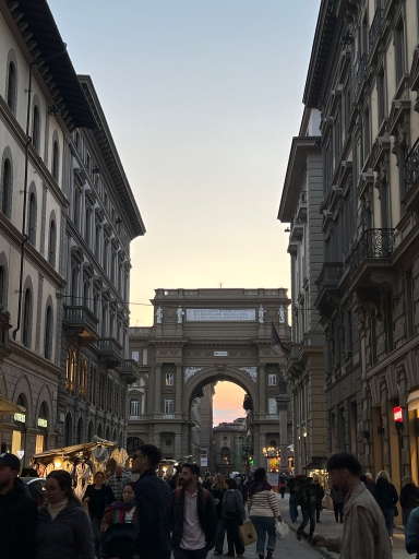 Jelgavas Valsts ģimnāzijas skolotāji izglītojas Florencē, Itālijā ERASMUS+