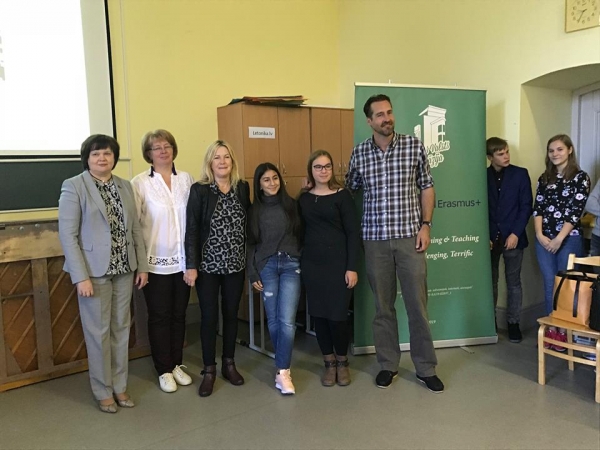 Erasmus+ projekta sanāksme Jelgavas Valsts ģimnāzijā