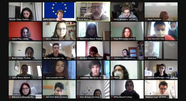 Erasmus+ projektu "CoMUNity" un "Show Courage"tiešsaistes sanāksmes