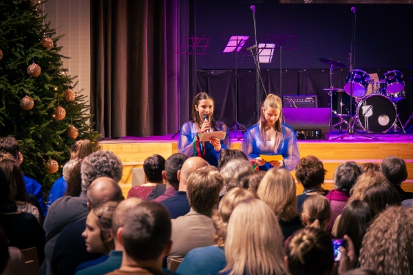 Ziemassvētku ieskaņas koncerts "Mūsu mājās valda prieks"