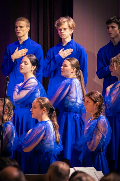 Ziemassvētku ieskaņas koncerts "Mūsu mājās valda prieks"