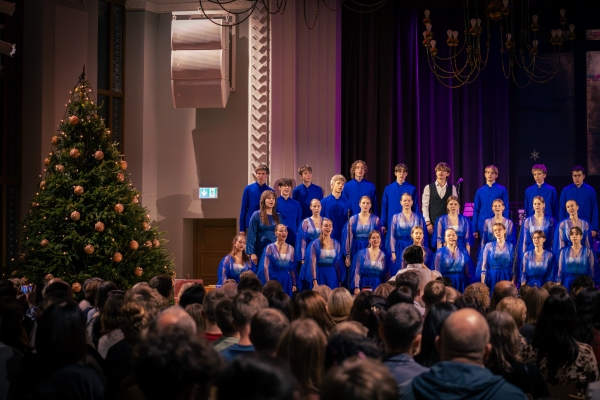 Ziemassvētku ieskaņas koncerts "Mūsu mājās valda prieks"
