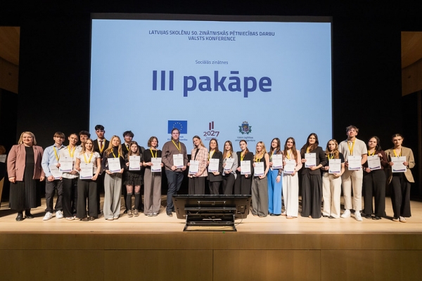 Lepojamies ar panākumiem Latvijas skolēnu 50. zinātniskās pētniecības darbu valsts konferencē