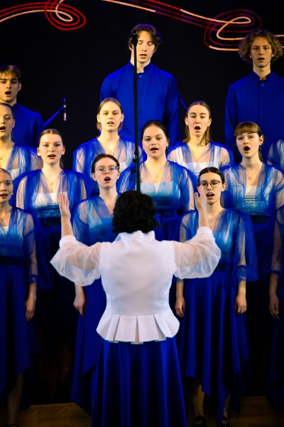 &ldquo;Kā uguns&hellip;&rdquo; paaudzes vienojo&scaron;s stāsts SKALU jubilejas koncertā