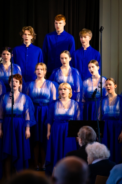 &ldquo;Kā uguns&hellip;&rdquo; paaudzes vienojo&scaron;s stāsts SKALU jubilejas koncertā