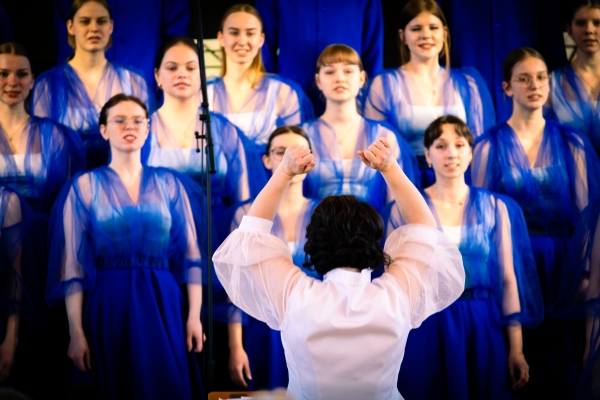 &ldquo;Kā uguns&hellip;&rdquo; paaudzes vienojo&scaron;s stāsts SKALU jubilejas koncertā