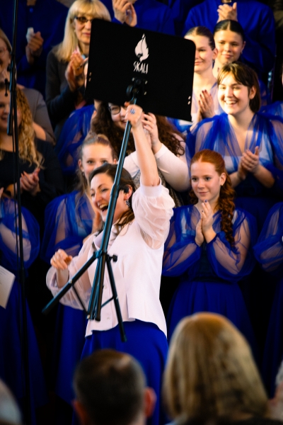 &ldquo;Kā uguns&hellip;&rdquo; paaudzes vienojo&scaron;s stāsts SKALU jubilejas koncertā