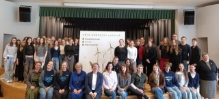 Mūsējiem lielisks sniegums deba&scaron;u turnīrā